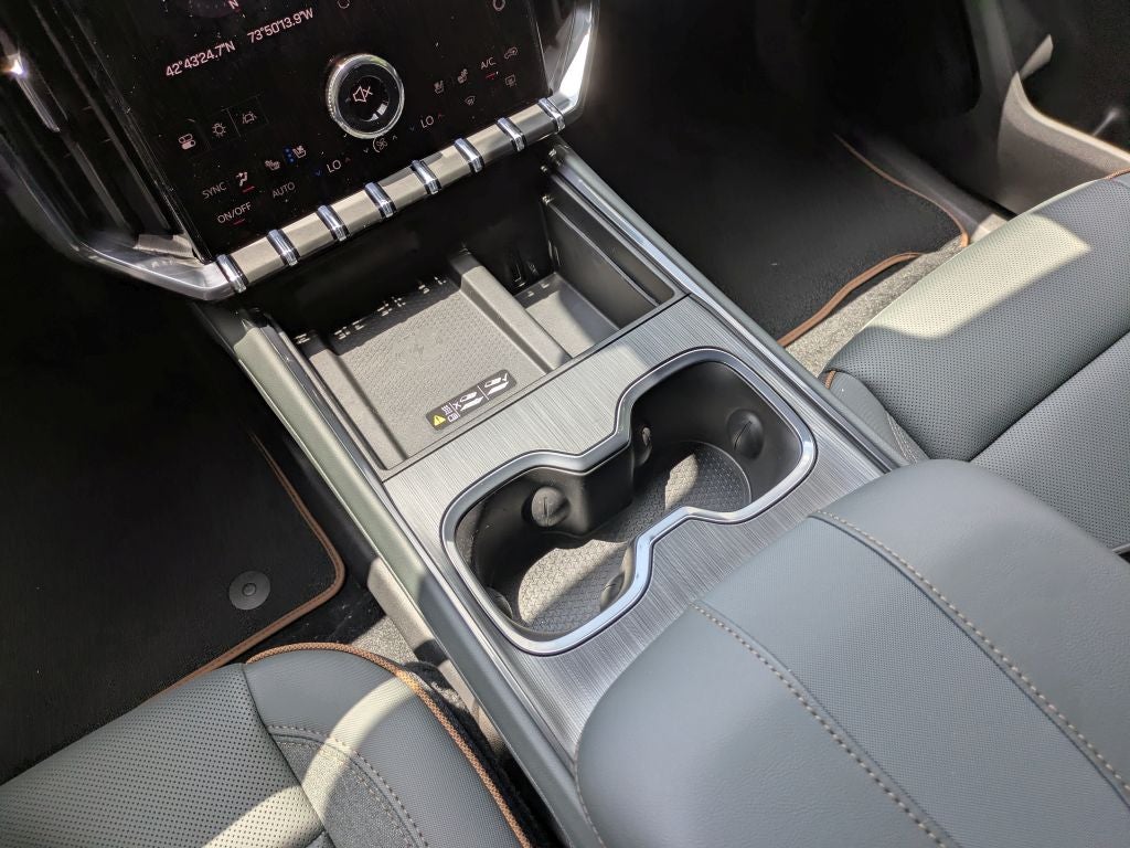 2026 GMC Acadia AWD AT4