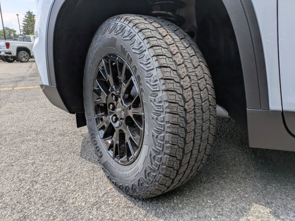 2026 GMC Acadia AWD AT4