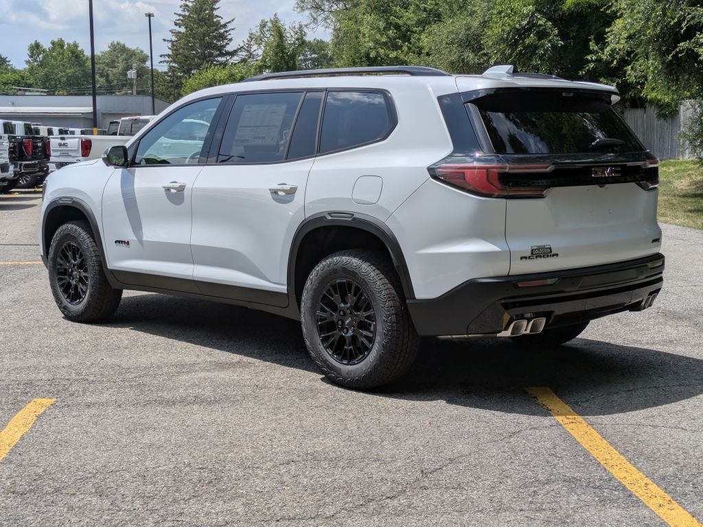 2026 GMC Acadia AWD AT4