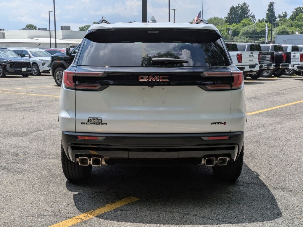 2026 GMC Acadia AWD AT4
