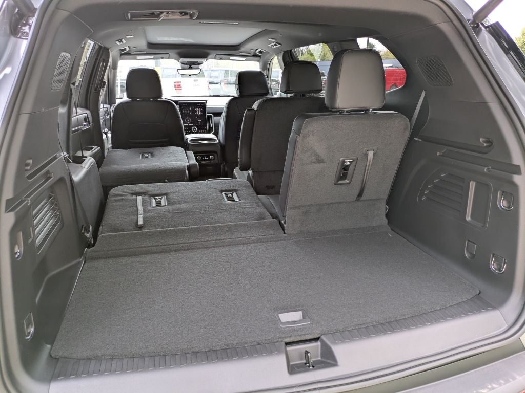 2026 GMC Acadia AWD AT4