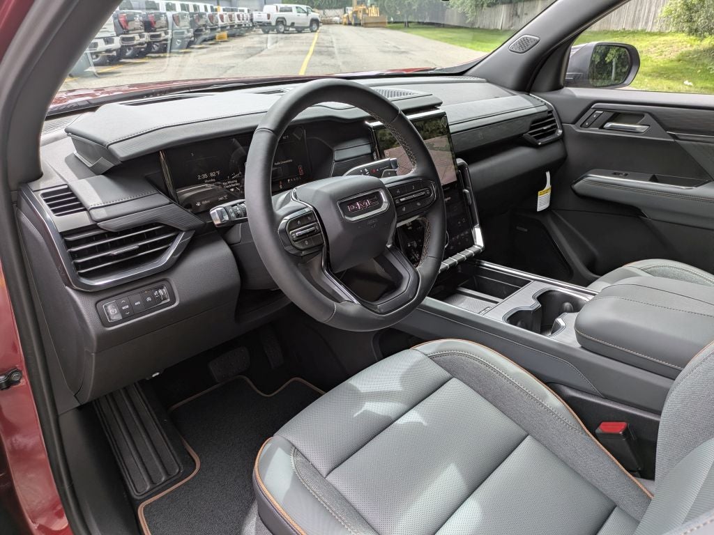 2026 GMC Acadia AWD AT4