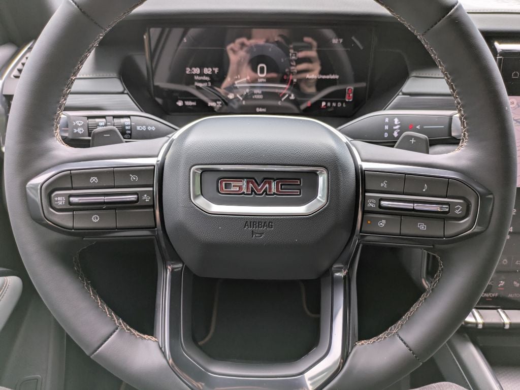 2026 GMC Acadia AWD AT4