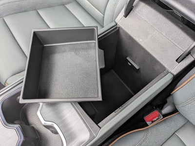 2026 GMC Acadia AWD AT4