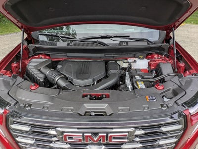 2026 GMC Acadia AWD AT4