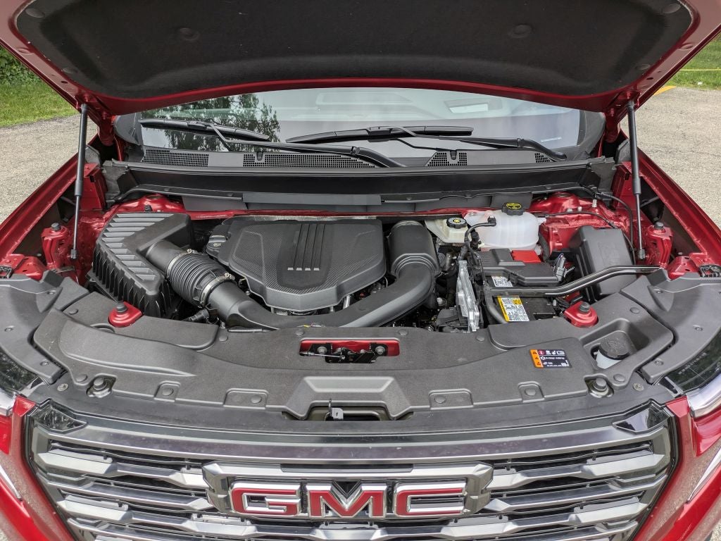 2026 GMC Acadia AWD AT4