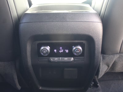 2025 GMC Acadia AWD AT4