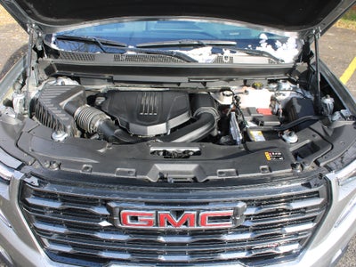 2025 GMC Acadia AWD AT4