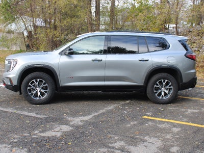 2025 GMC Acadia AWD AT4