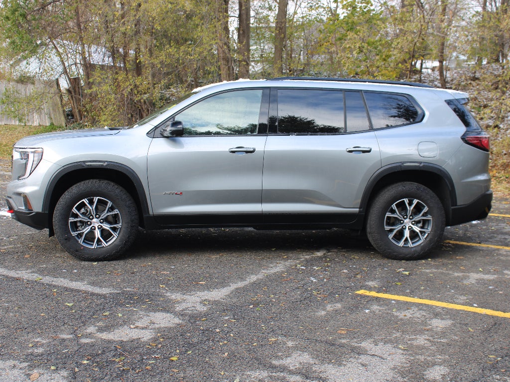 2025 GMC Acadia AWD AT4