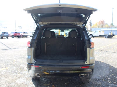 2025 GMC Acadia AWD AT4