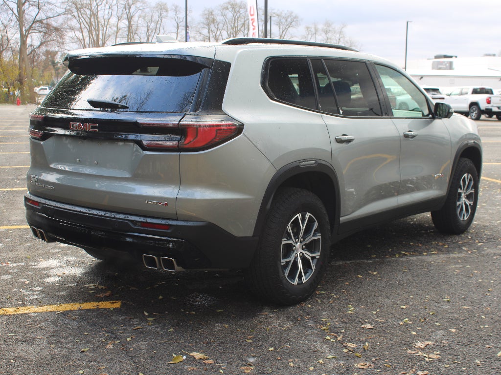 2025 GMC Acadia AWD AT4