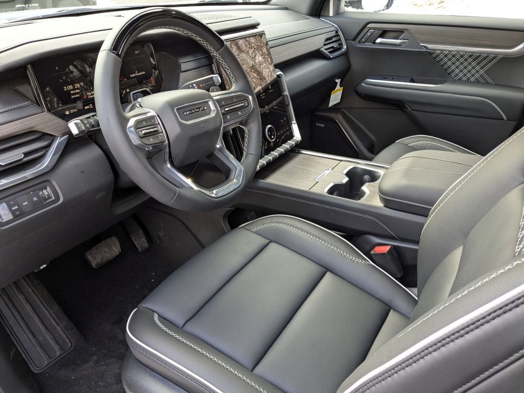 2026 GMC Acadia AWD Denali