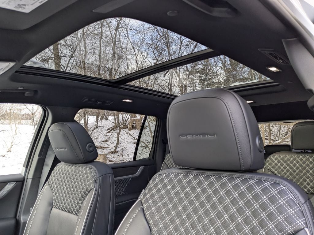 2026 GMC Acadia AWD Denali