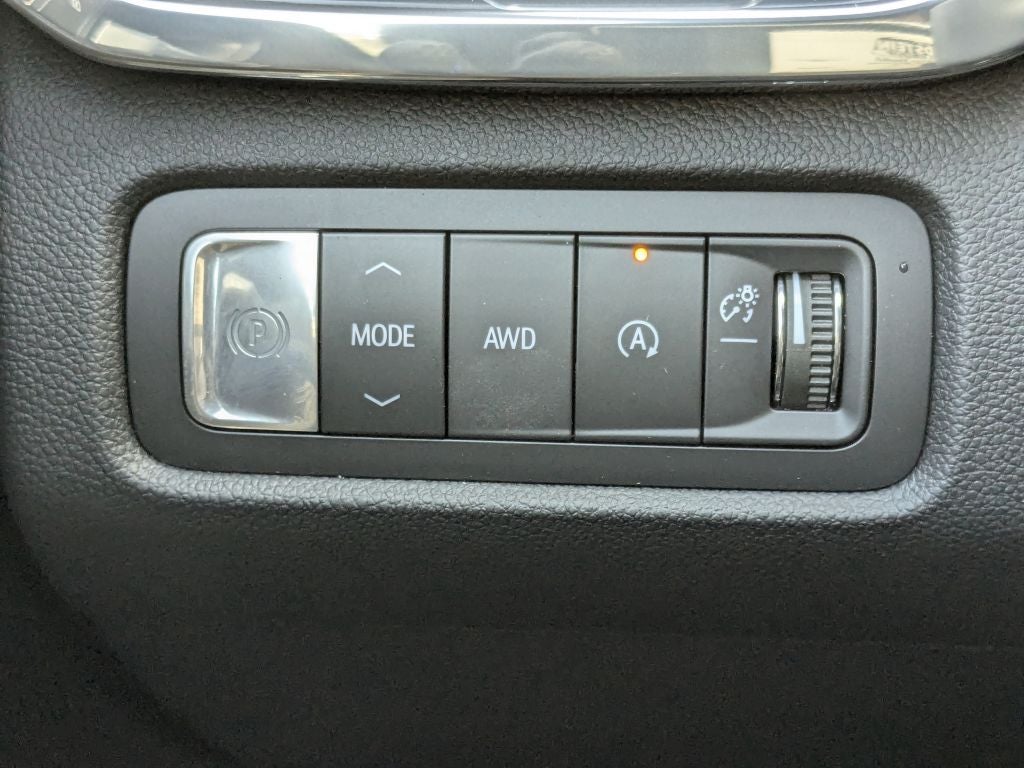 2026 GMC Acadia AWD Denali