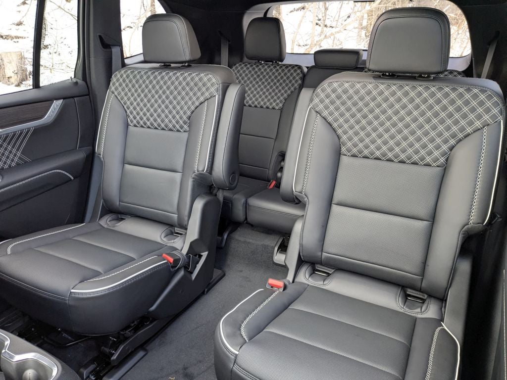 2026 GMC Acadia AWD Denali