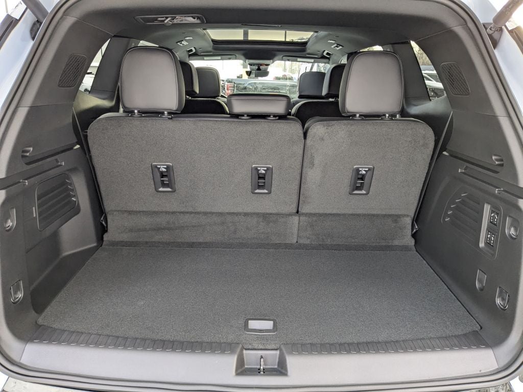 2026 GMC Acadia AWD Denali