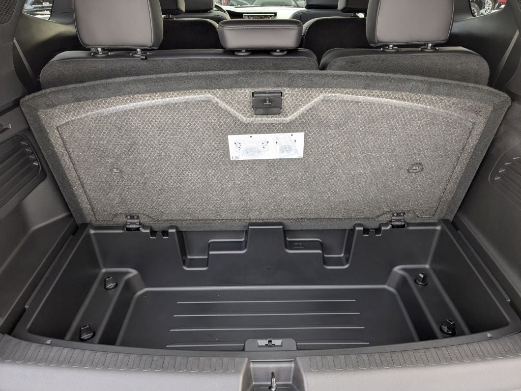 2026 GMC Acadia AWD Denali