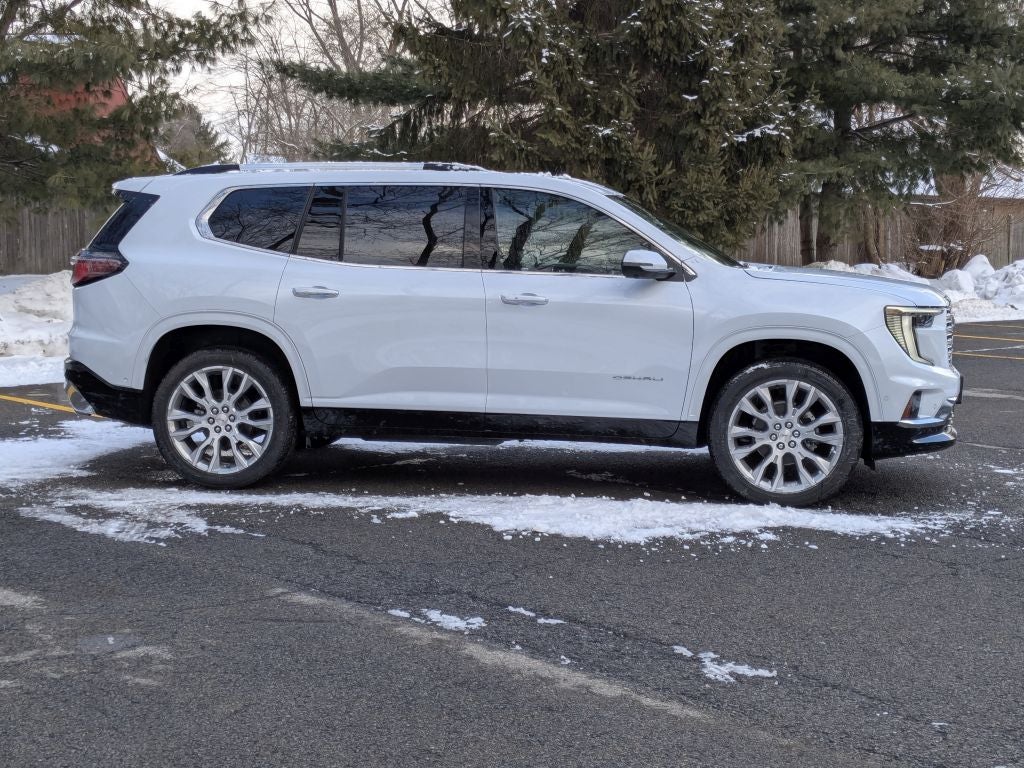 2026 GMC Acadia AWD Denali