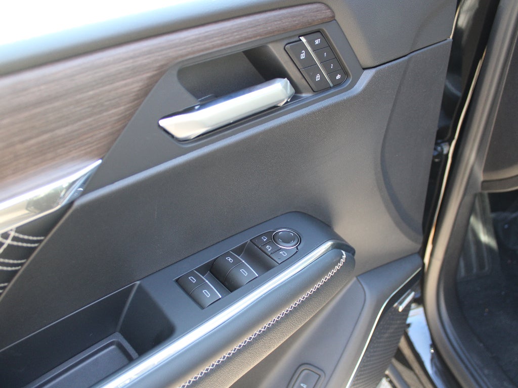 2026 GMC Acadia AWD Denali