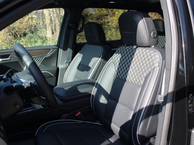 2026 GMC Acadia AWD Denali