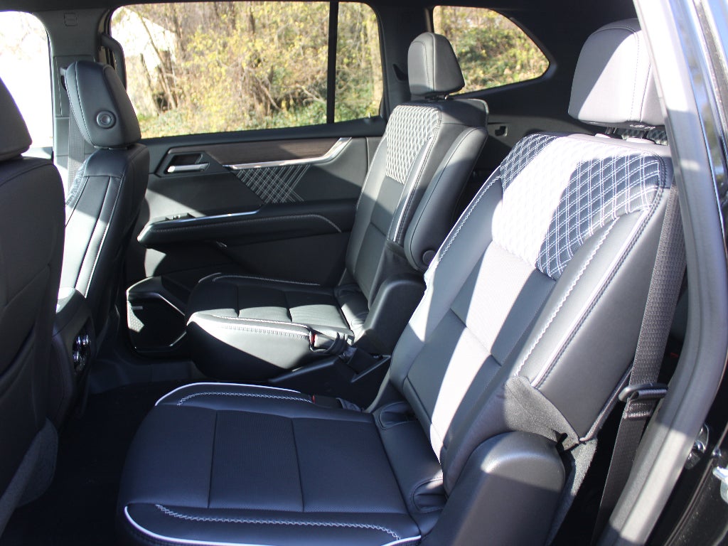 2026 GMC Acadia AWD Denali