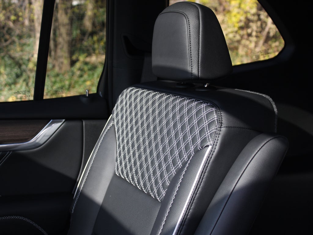 2026 GMC Acadia AWD Denali