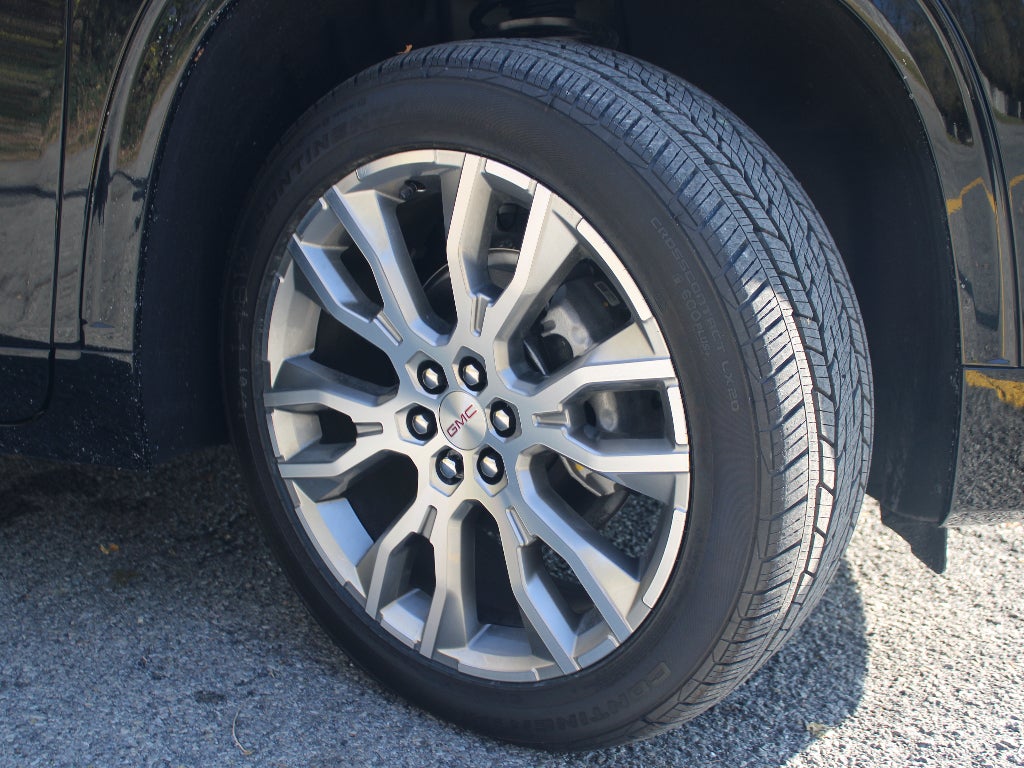 2026 GMC Acadia AWD Denali