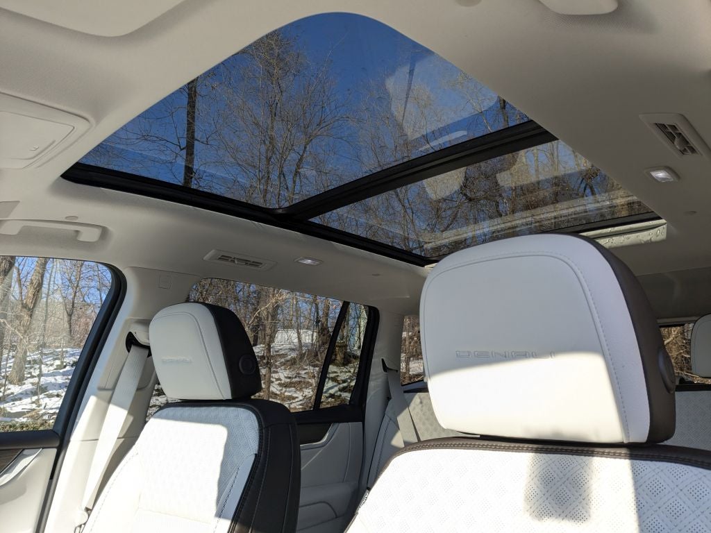 2026 GMC Acadia AWD Denali