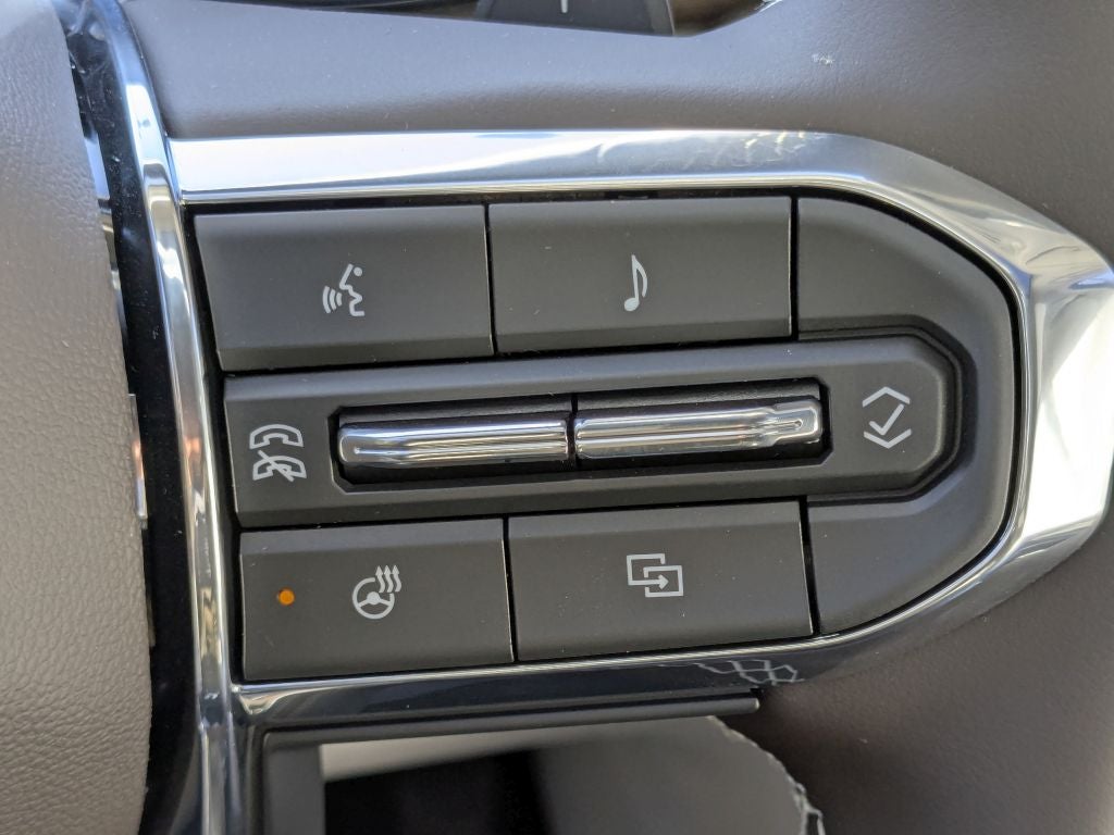 2026 GMC Acadia AWD Denali