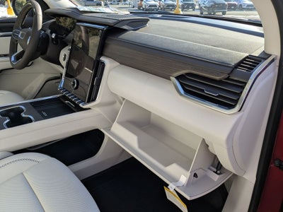 2026 GMC Acadia AWD Denali