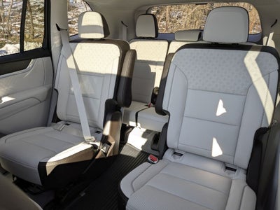 2026 GMC Acadia AWD Denali