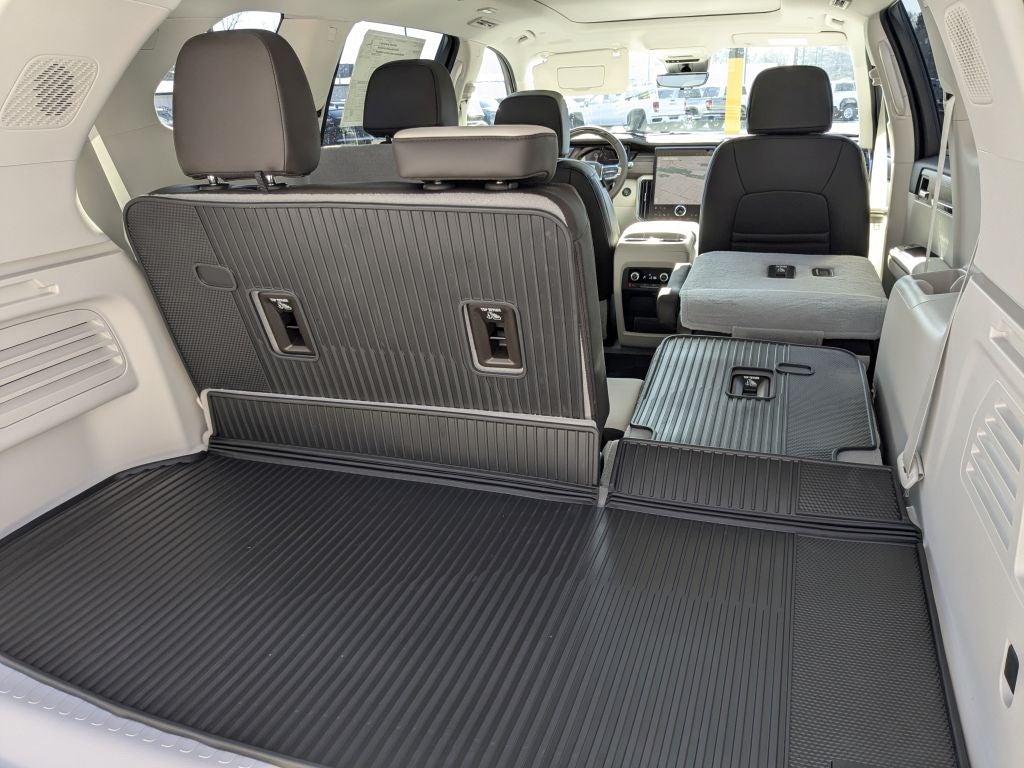 2026 GMC Acadia AWD Denali