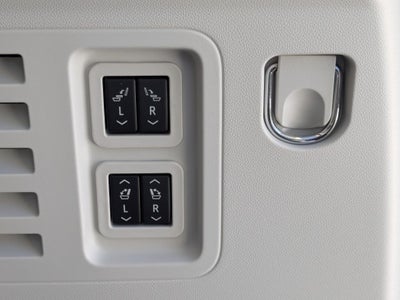 2026 GMC Acadia AWD Denali