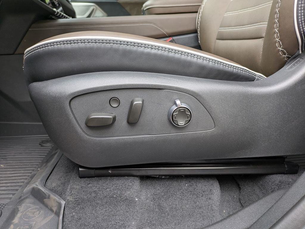 2026 GMC Acadia AWD Denali Ultimate