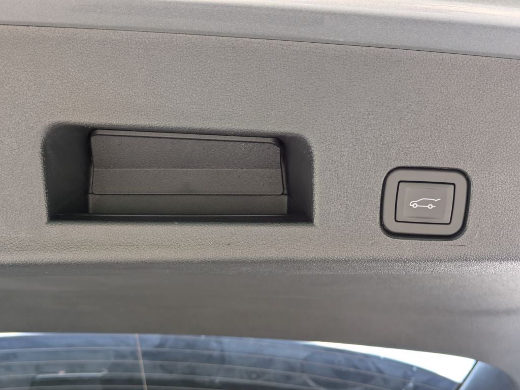 2026 GMC Acadia AWD Denali Ultimate