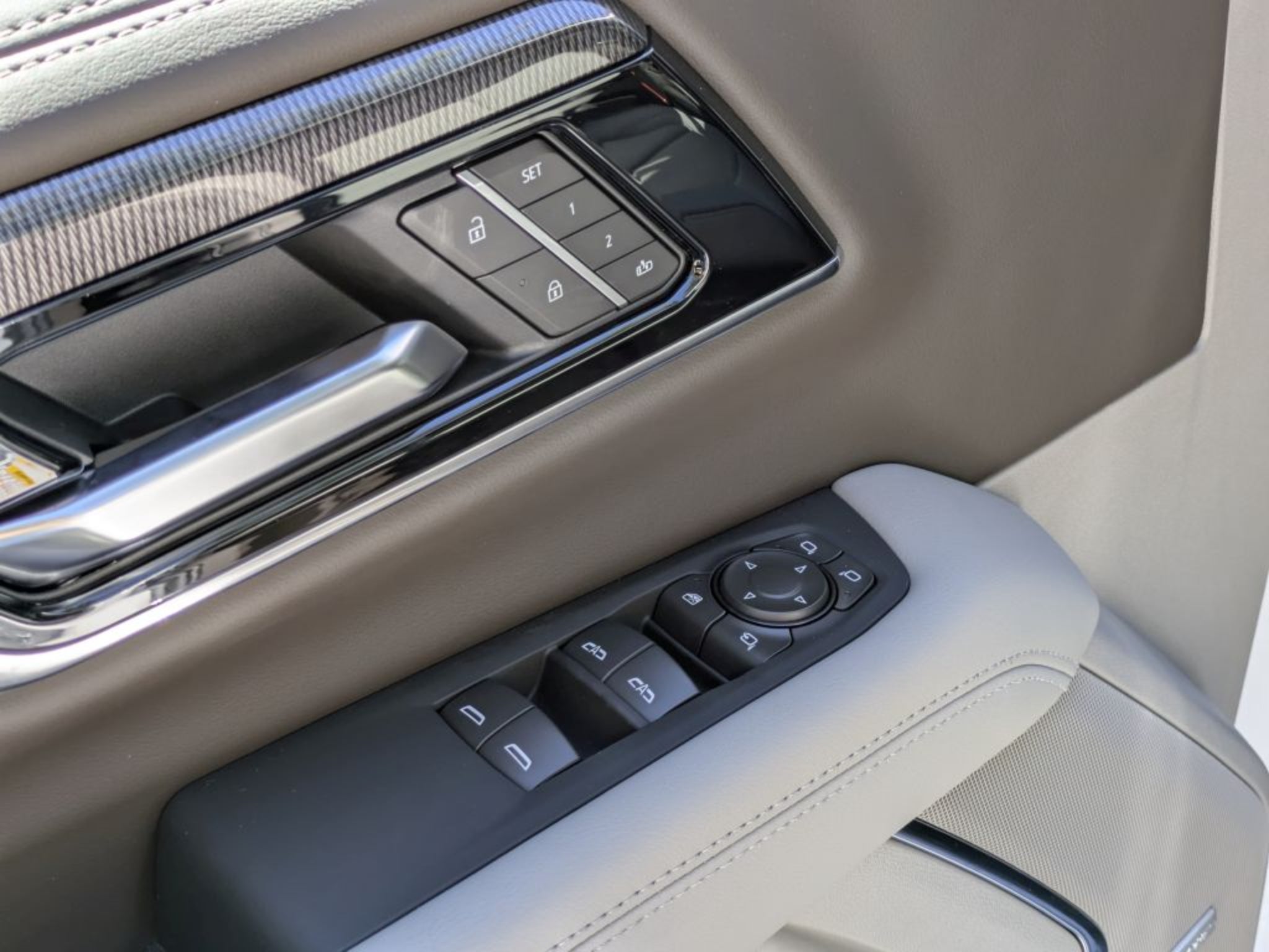 2027 GMC Yukon 1500 Elevation