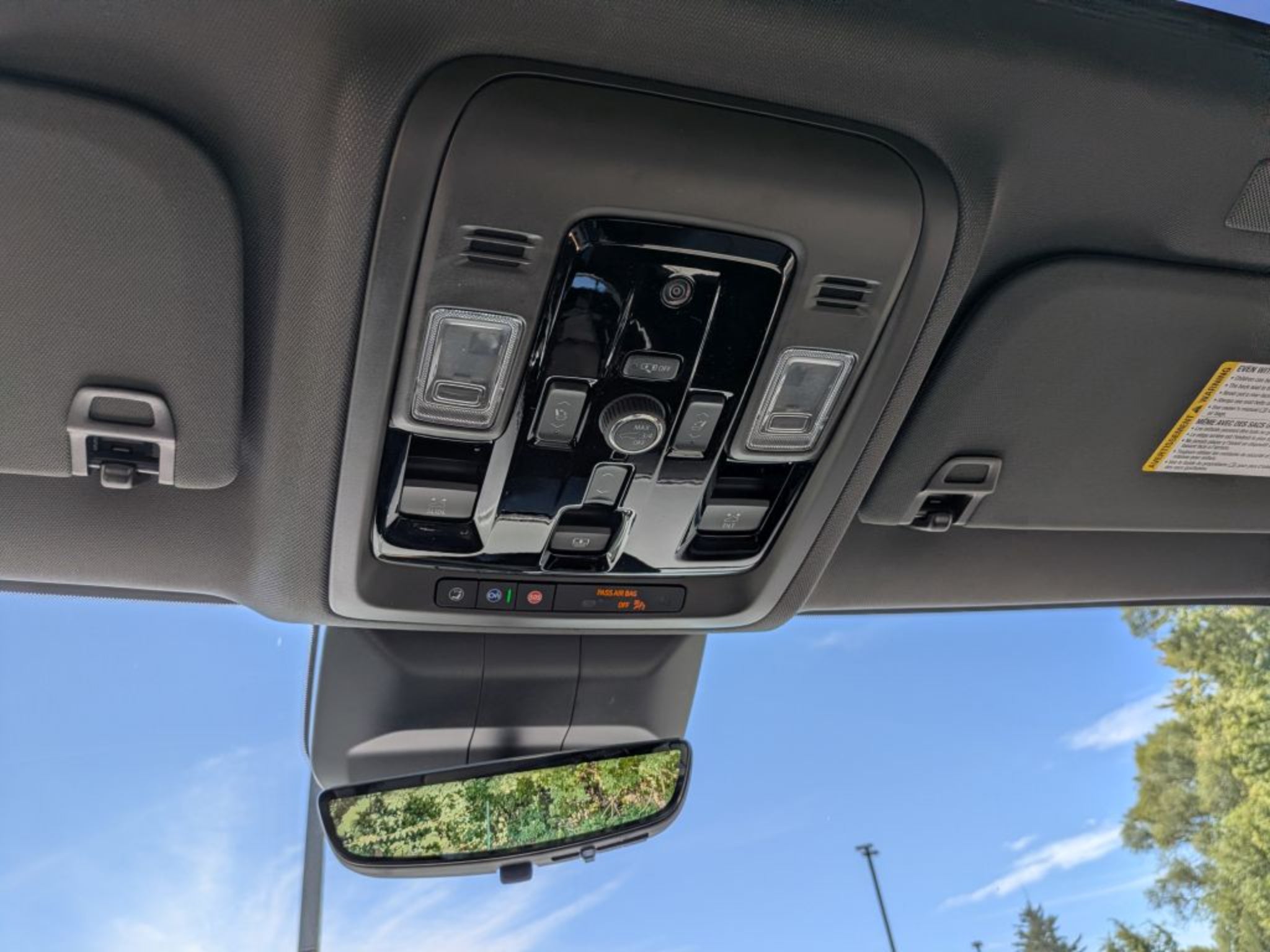 2027 GMC Yukon 1500 Elevation