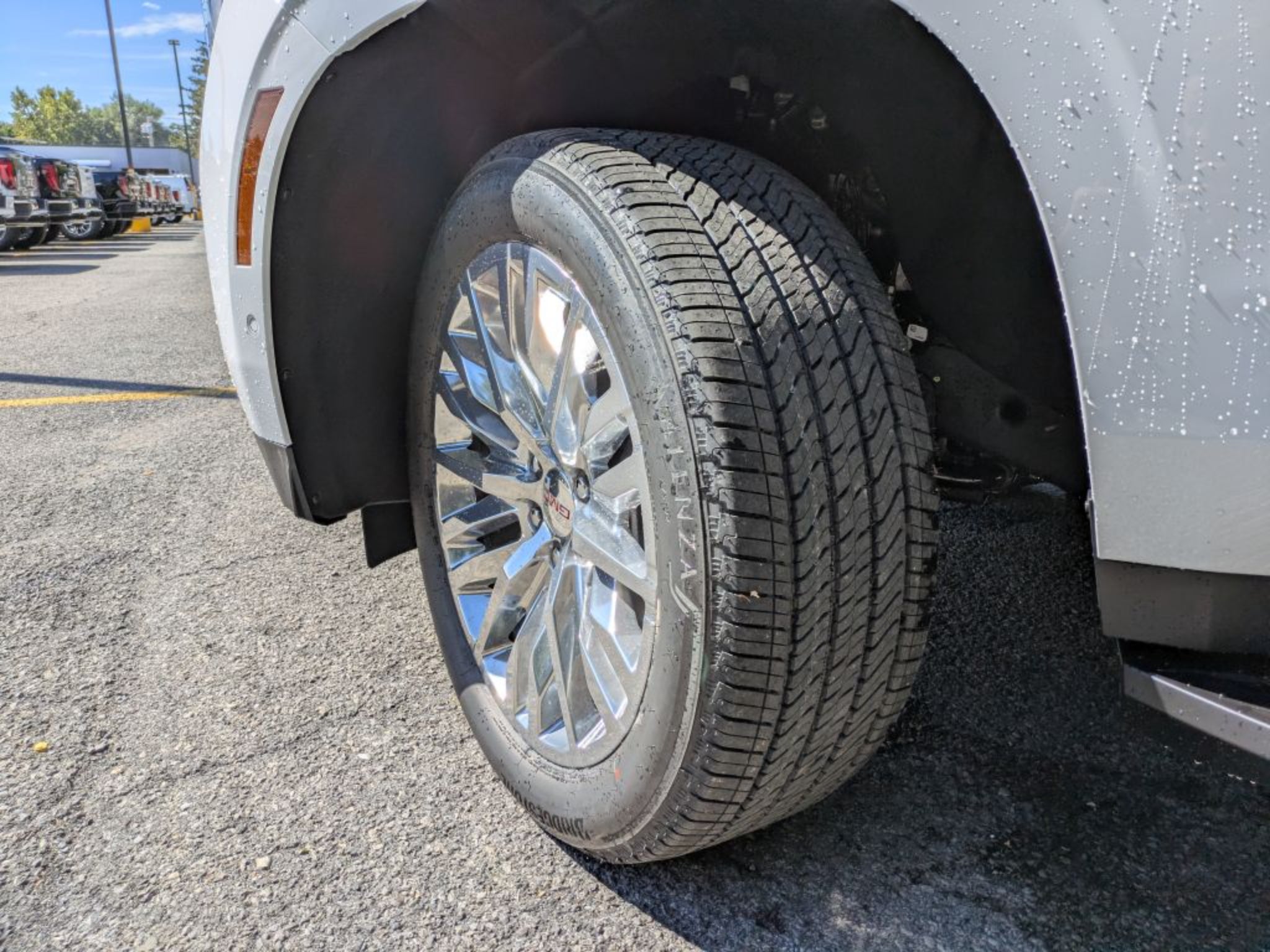 2027 GMC Yukon 1500 Elevation