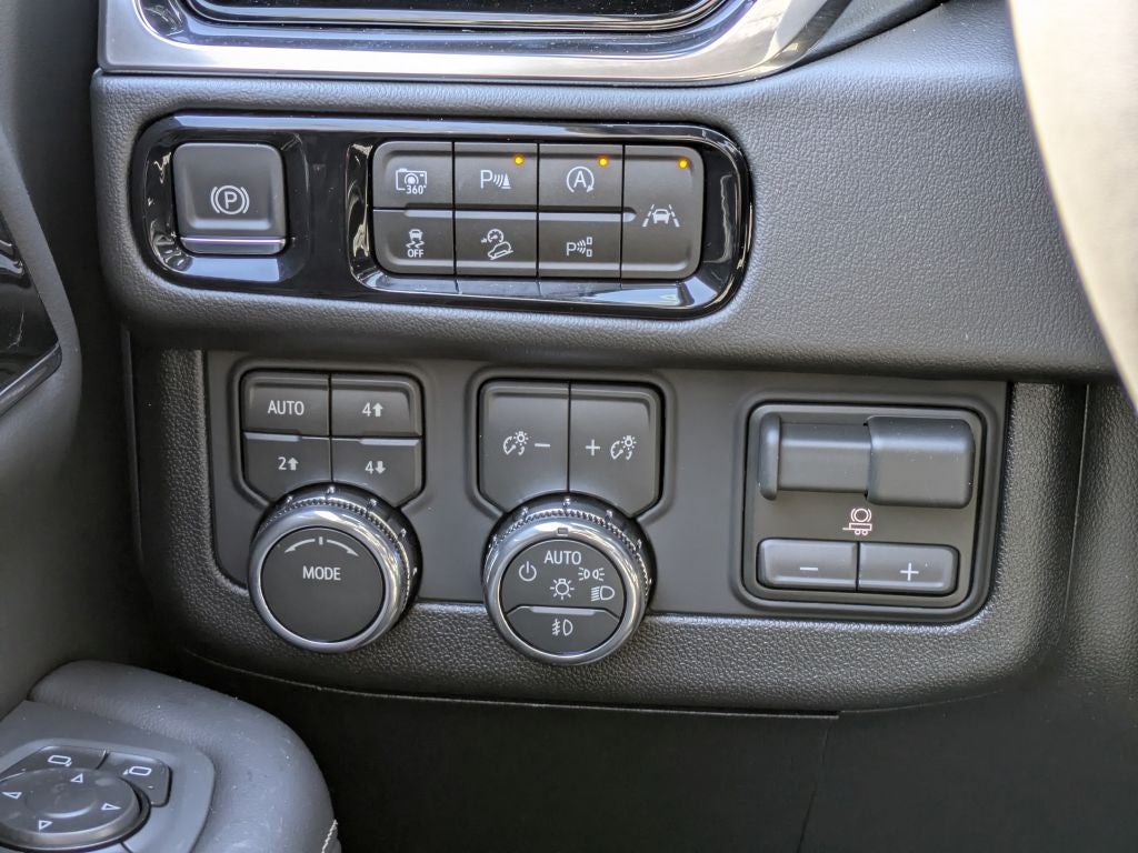 2026 GMC Yukon 1500 Elevation