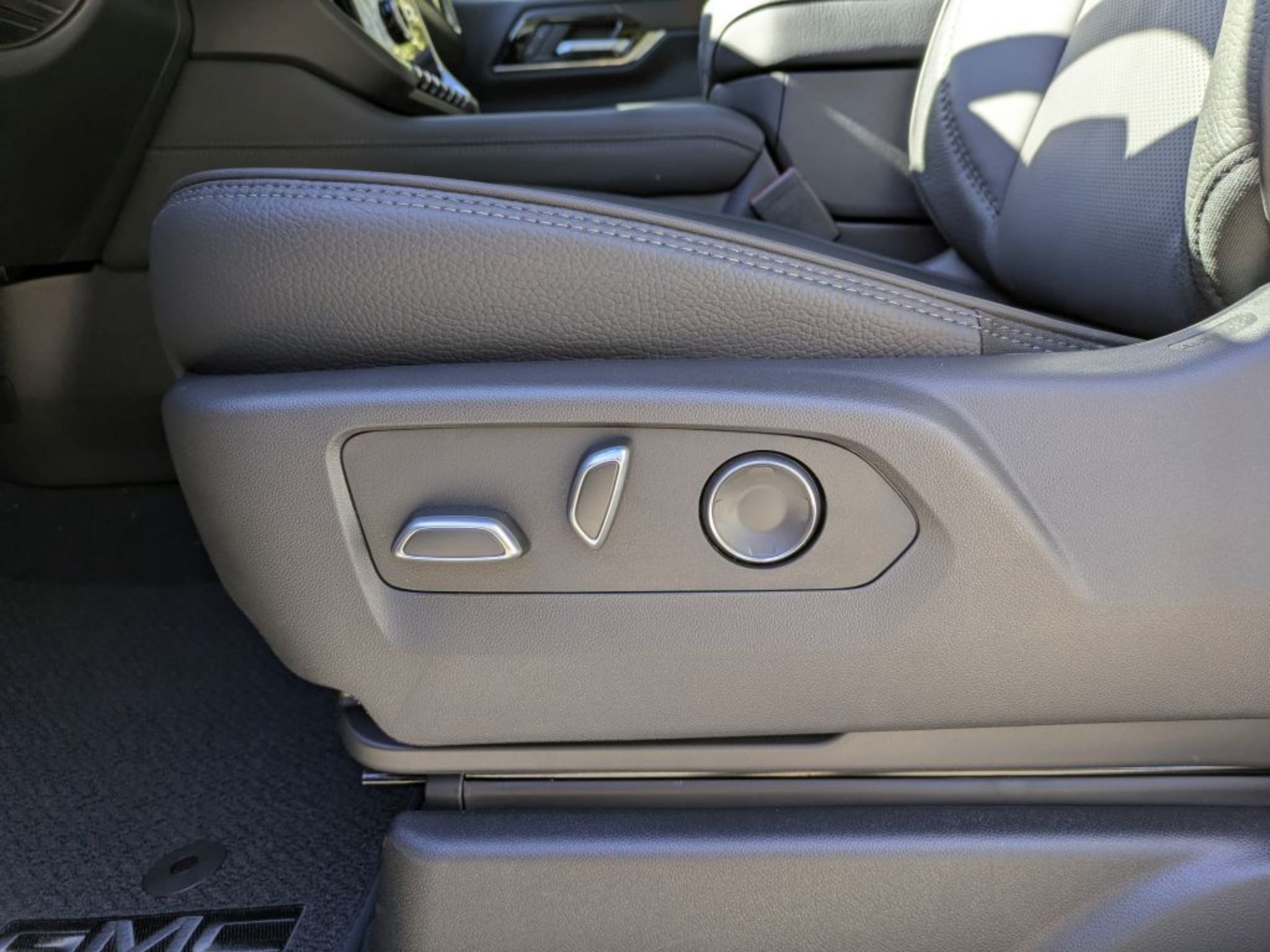 2027 GMC Yukon Denali