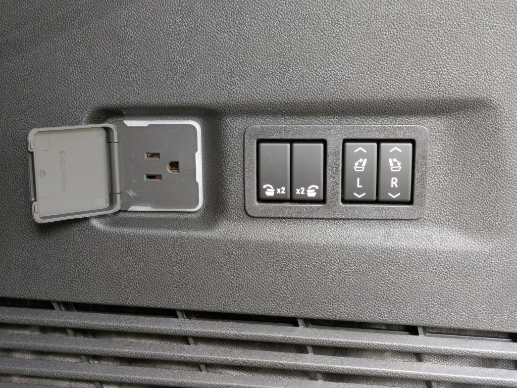2026 GMC Yukon XL 1500 Elevation