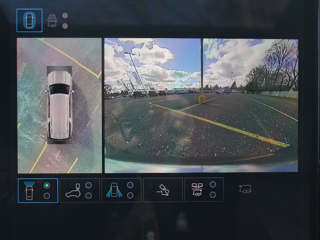 2025 GMC Yukon XL AT4