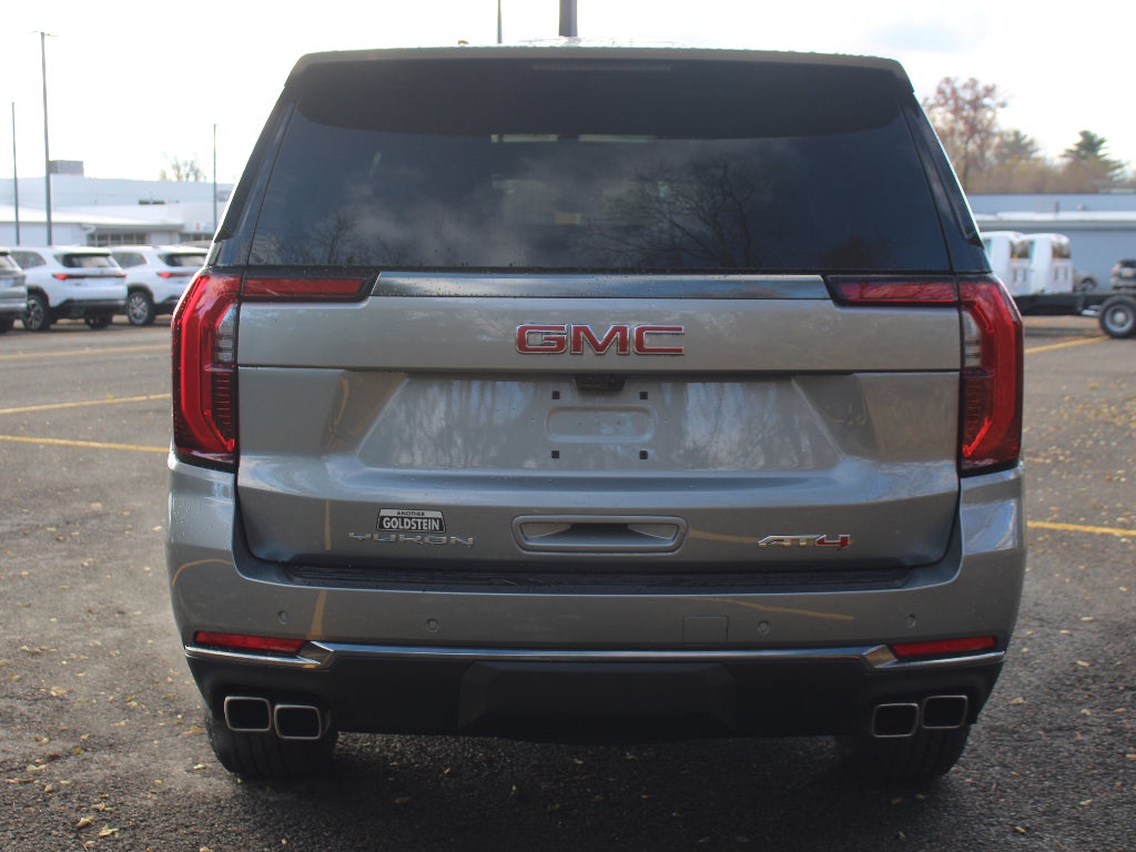 2025 GMC Yukon XL AT4