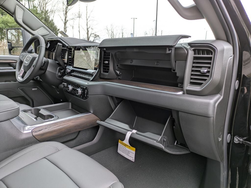 2026 GMC Sierra 2500 SLT