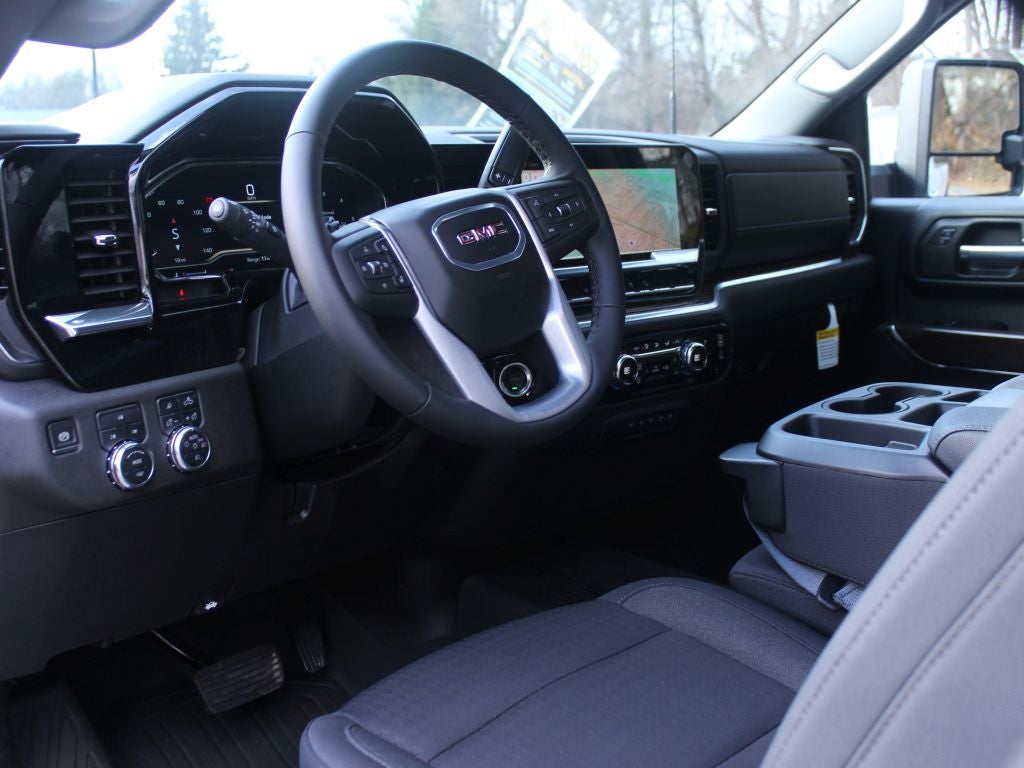 2025 GMC Sierra 2500 SLE