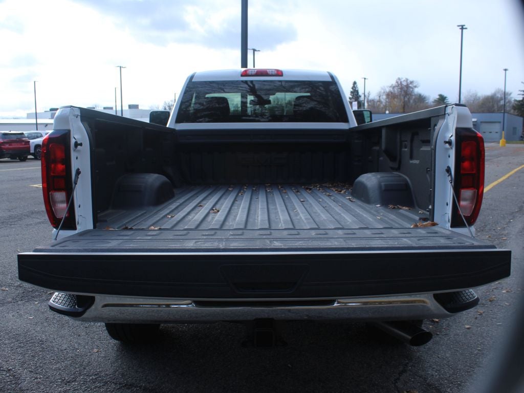 2025 GMC Sierra 2500 SLE