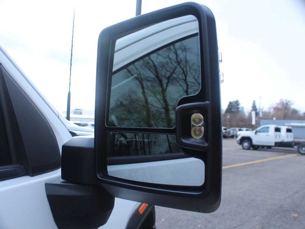 2025 GMC Sierra 2500 SLE