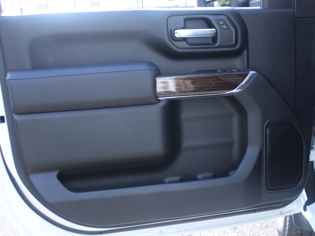 2025 GMC Sierra 2500 SLE