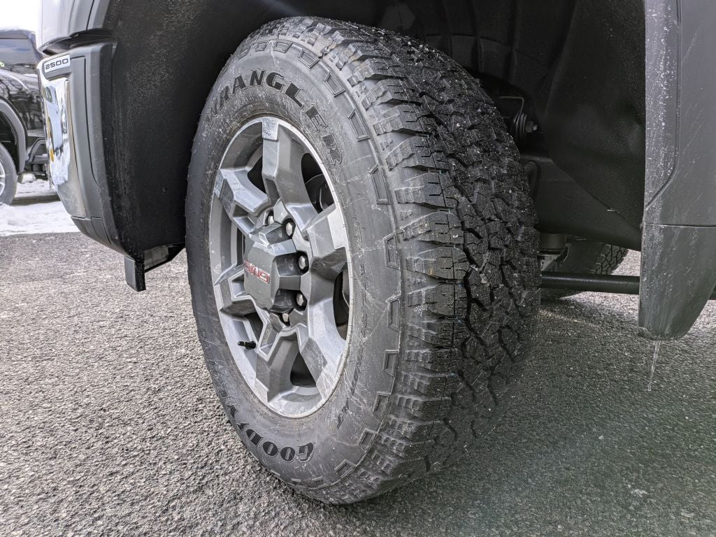 2026 GMC Sierra 2500 SLE